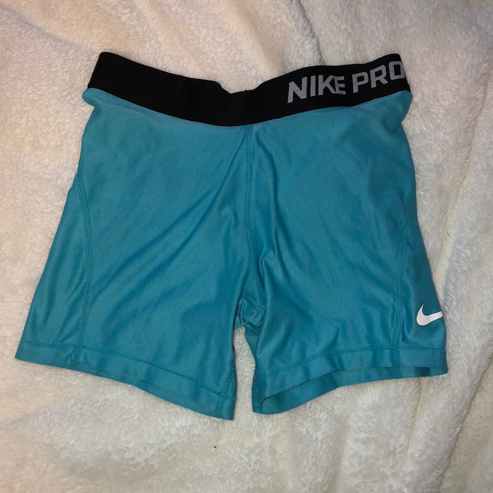 Teal mike pros